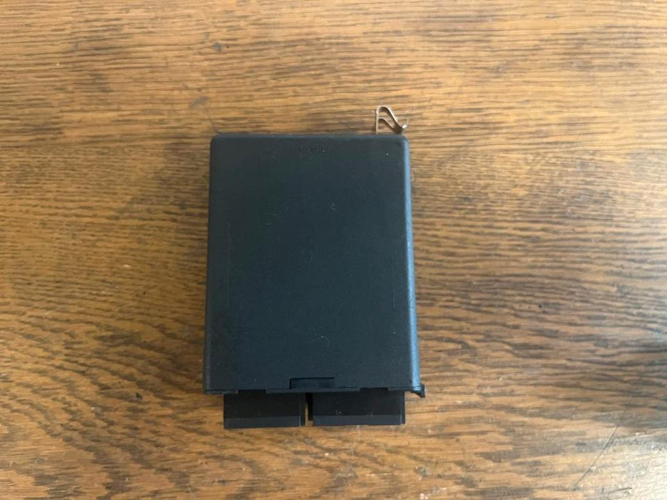 Mercedes Actros MP4 Reifendruck-Kontrolle Steuergerät A0004461137 - وحدة تحكم الكتروني - شاحنة: صورة 5 Mercedes Actros MP4 Reifendruck-Kontrolle Steuergerät A0004461137 - وحدة تحكم الكتروني - شاحنة: صورة 5