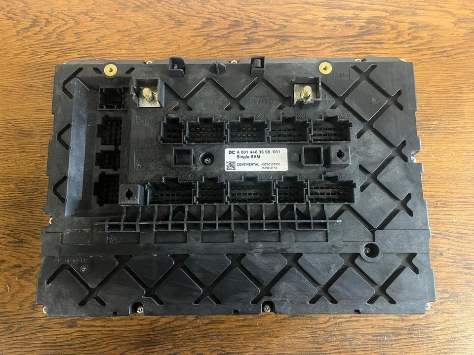 Mercedes Actros MP4 Single-SAM Sicherungskasten A0014463658 - فيوز - شاحنة: صورة 4 Mercedes Actros MP4 Single-SAM Sicherungskasten A0014463658 - فيوز - شاحنة: صورة 4