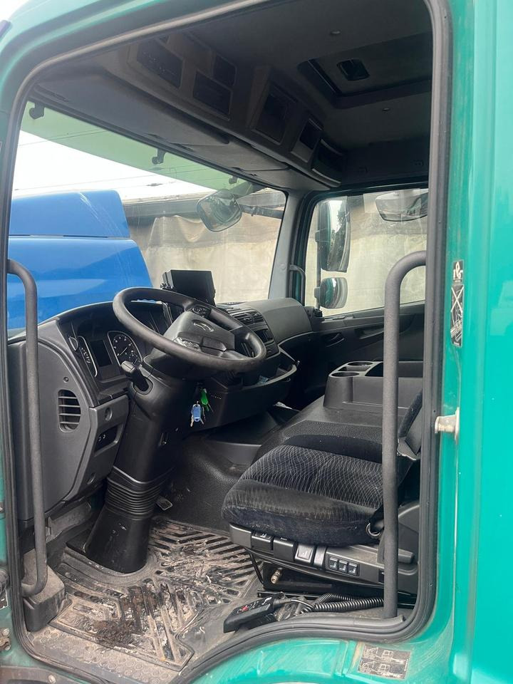 Mercedes Atego 4 1524 komplette Kabine ohne elektrische Geräte - كابينة - شاحنة: صورة 4 Mercedes Atego 4 1524 komplette Kabine ohne elektrische Geräte - كابينة - شاحنة: صورة 4