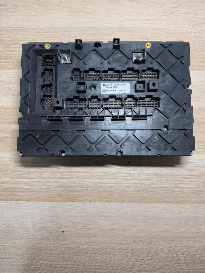 Mercedes Atego 4 EU6 Sicherungskasten A0014463358 - فيوز: صورة 3 Mercedes Atego 4 EU6 Sicherungskasten A0014463358 - فيوز: صورة 3