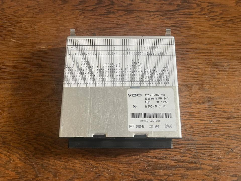 Mercedes Atego Elektronik FR VDO Steuergerät A0004465702 - وحدة تحكم الكتروني - شاحنة: صورة 2 Mercedes Atego Elektronik FR VDO Steuergerät A0004465702 - وحدة تحكم الكتروني - شاحنة: صورة 2