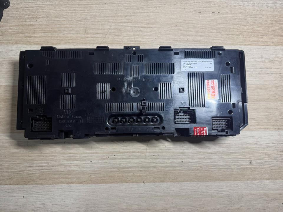 Mercedes Atego Kombiinstrument Tacho A0014467721 - لوحة القيادة - شاحنة: صورة 2 Mercedes Atego Kombiinstrument Tacho A0014467721 - لوحة القيادة - شاحنة: صورة 2