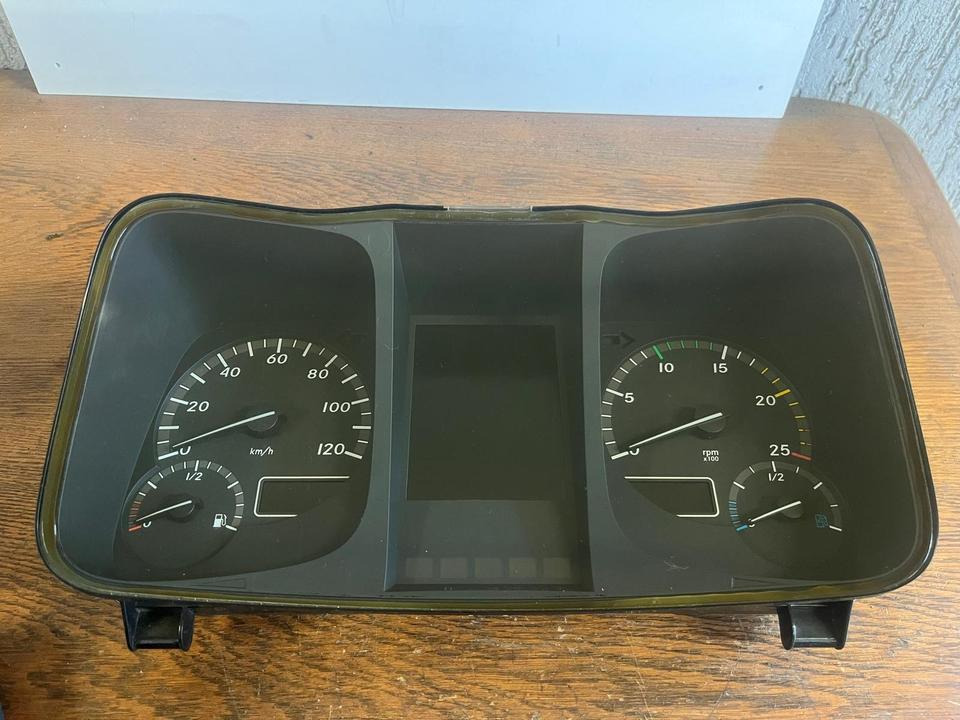Mercedes Benz Actros MP4 Kombiinstrument / Tacho A9614466221 - لوحة القيادة - شاحنة: صورة 2 Mercedes Benz Actros MP4 Kombiinstrument / Tacho A9614466221 - لوحة القيادة - شاحنة: صورة 2