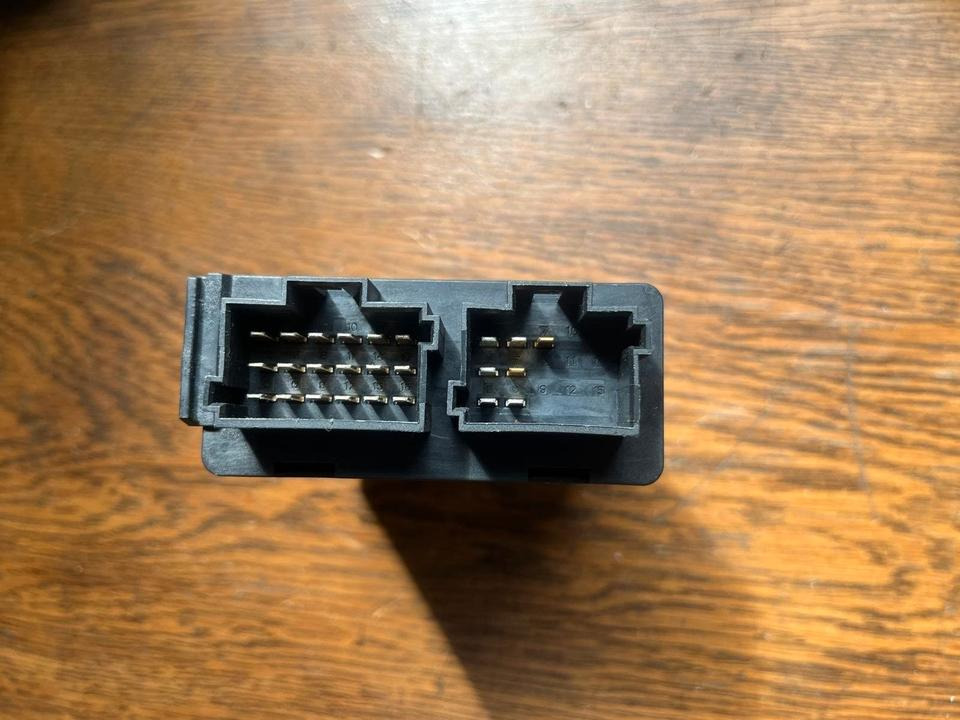 Mercedes Continental ZVFB Steuergerät A0004461616 - وحدة تحكم الكتروني - شاحنة: صورة 3 Mercedes Continental ZVFB Steuergerät A0004461616 - وحدة تحكم الكتروني - شاحنة: صورة 3