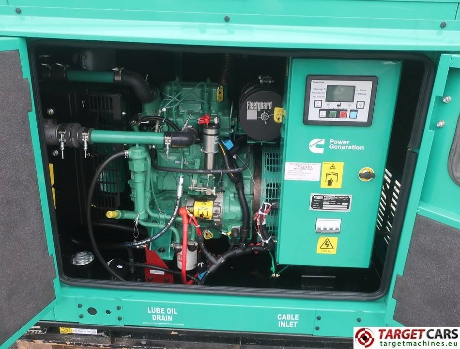Cummins C15D5P Diesel 15KVA Generator 415V/230V Stamford - مجموعة المولدات: صورة 5 Cummins C15D5P Diesel 15KVA Generator 415V/230V Stamford - مجموعة المولدات: صورة 5
