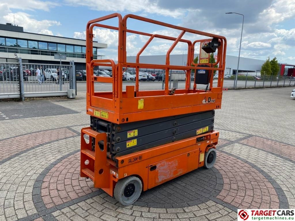 Dingli JCPT1008DC Electric Scissor Work Lift 1000cm - رافعة هيدروليكية مقصية: صورة 3 Dingli JCPT1008DC Electric Scissor Work Lift 1000cm - رافعة هيدروليكية مقصية: صورة 3