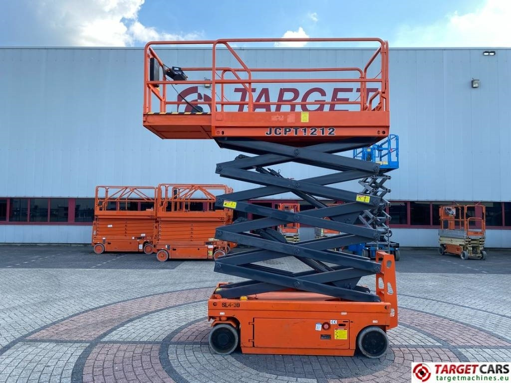 Dingli JCPT1212DC Electric Scissor Work Lift 1200cm - رافعة هيدروليكية مقصية: صورة 5 Dingli JCPT1212DC Electric Scissor Work Lift 1200cm - رافعة هيدروليكية مقصية: صورة 5