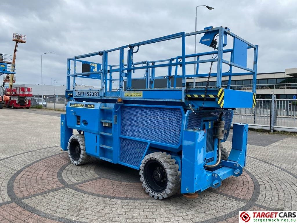 Dingli JCPT1523RT Diesel 4x4 Scissor Work Lift 1500cm - رافعة هيدروليكية مقصية: صورة 2 Dingli JCPT1523RT Diesel 4x4 Scissor Work Lift 1500cm - رافعة هيدروليكية مقصية: صورة 2