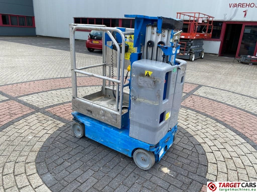 Genie GR15 RunAbout Electric Vertical Mast Lift 652cm  - الرأسي رفع الصاري: صورة 4 Genie GR15 RunAbout Electric Vertical Mast Lift 652cm  - الرأسي رفع الصاري: صورة 4