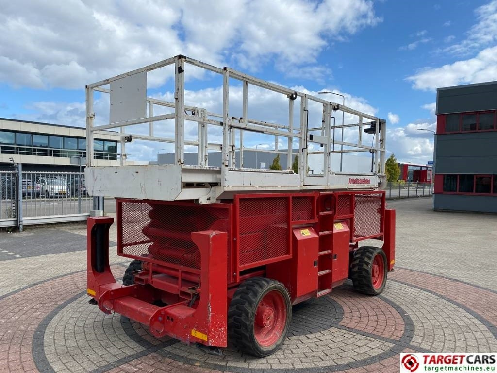 Genie GS-4390RT Diesel 4x4 Scissor Work LIft 1511cm - رافعة هيدروليكية مقصية: صورة 3 Genie GS-4390RT Diesel 4x4 Scissor Work LIft 1511cm - رافعة هيدروليكية مقصية: صورة 3