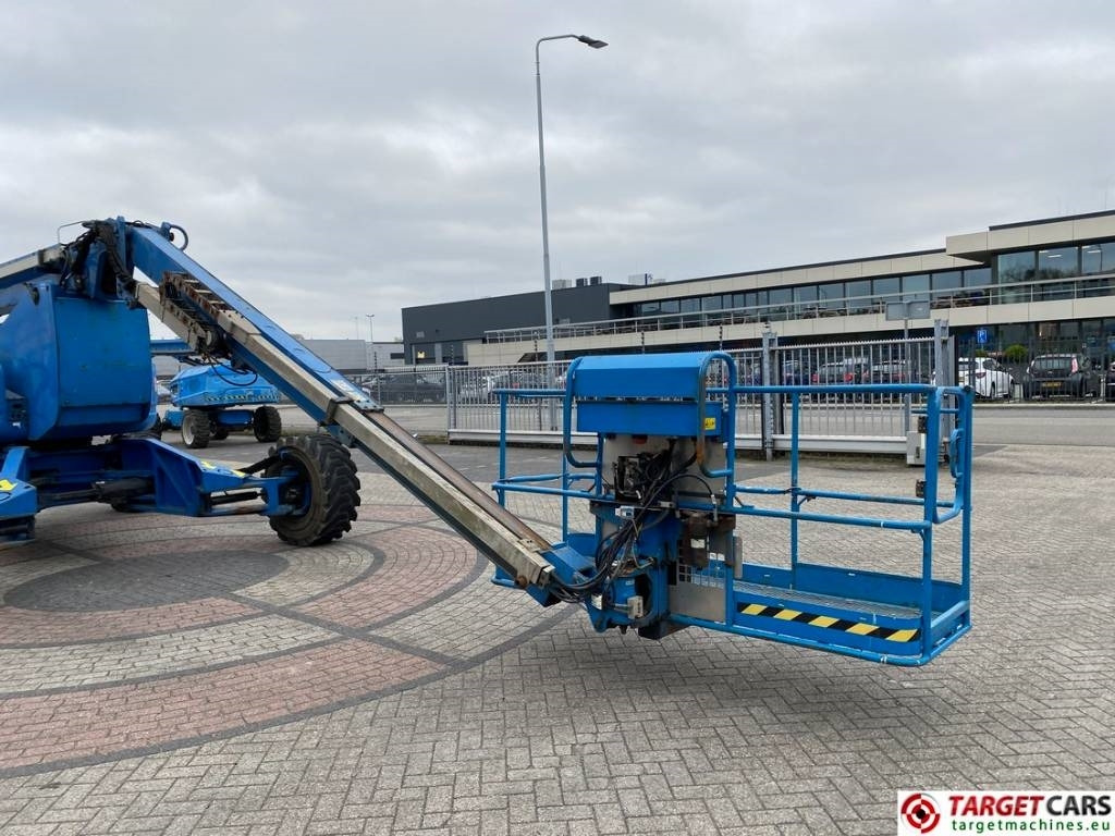 شاحنة ذراع مفصلي Genie Z-135/70 Articulated 4x4x4 Diesel Boom Lift 4315cm: صورة 18