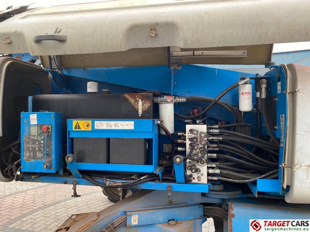 شاحنة ذراع مفصلي Genie Z-135/70 Articulated 4x4x4 Diesel Boom Lift 4315cm: صورة 13