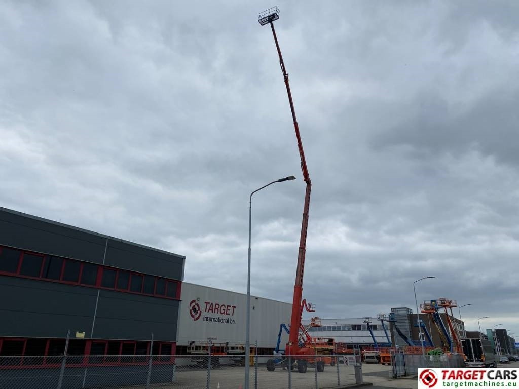 Genie Z-135/70 Articulated 4x4x4 Diesel Boom Lift 4315cm - شاحنة ذراع مفصلي: صورة 5 Genie Z-135/70 Articulated 4x4x4 Diesel Boom Lift 4315cm - شاحنة ذراع مفصلي: صورة 5