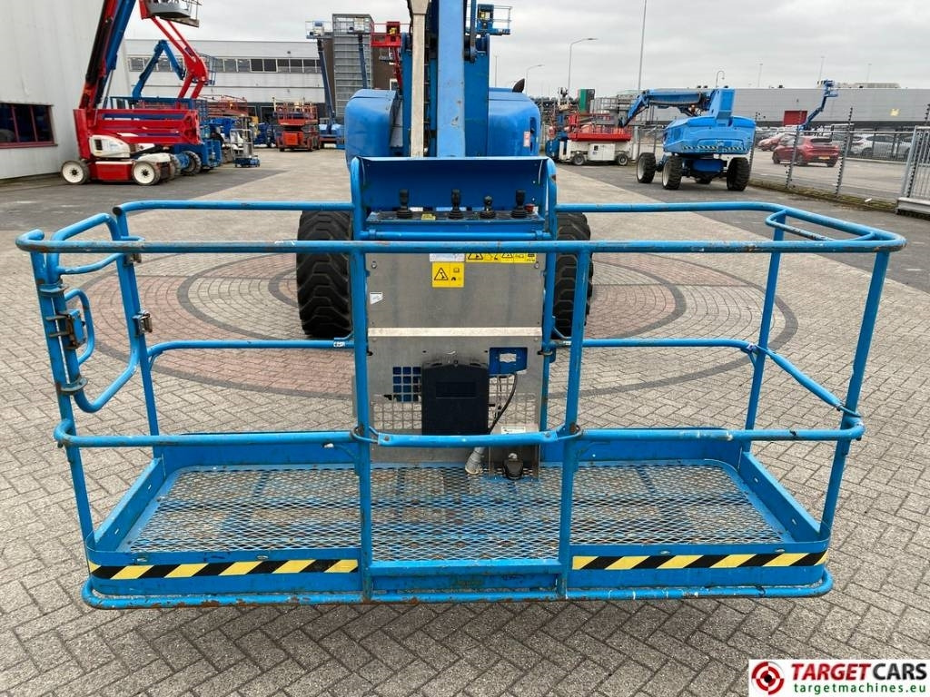 شاحنة ذراع مفصلي Genie Z-135/70 Articulated 4x4x4 Diesel Boom Lift 4315cm: صورة 42