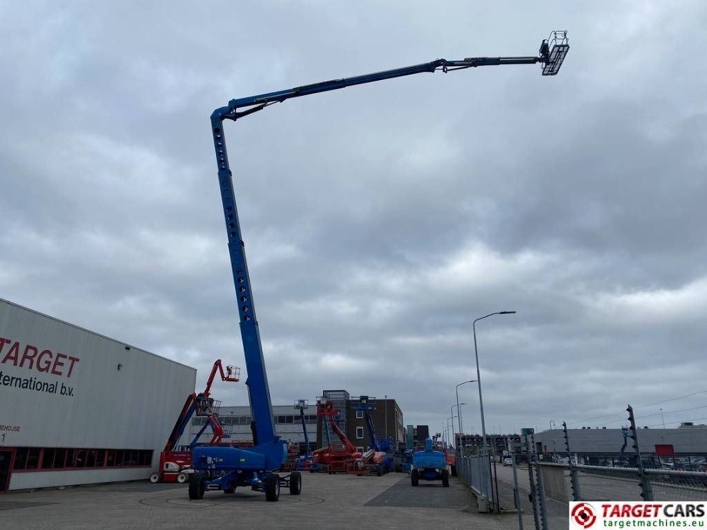 شاحنة ذراع مفصلي Genie Z-135/70 Articulated 4x4x4 Diesel Boom Lift 4315cm: صورة 7