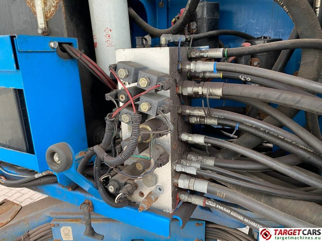 شاحنة ذراع مفصلي Genie Z-135/70 Articulated 4x4x4 Diesel Boom Lift 4315cm: صورة 16
