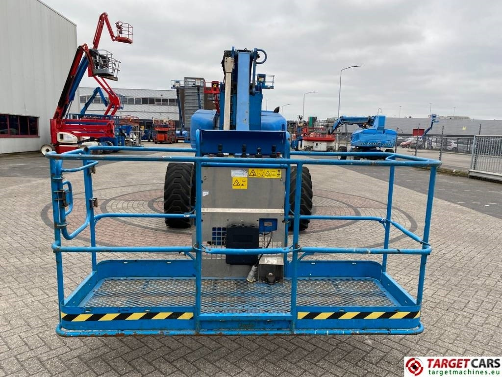 شاحنة ذراع مفصلي Genie Z-135/70 Articulated 4x4x4 Diesel Boom Lift 4315cm: صورة 8