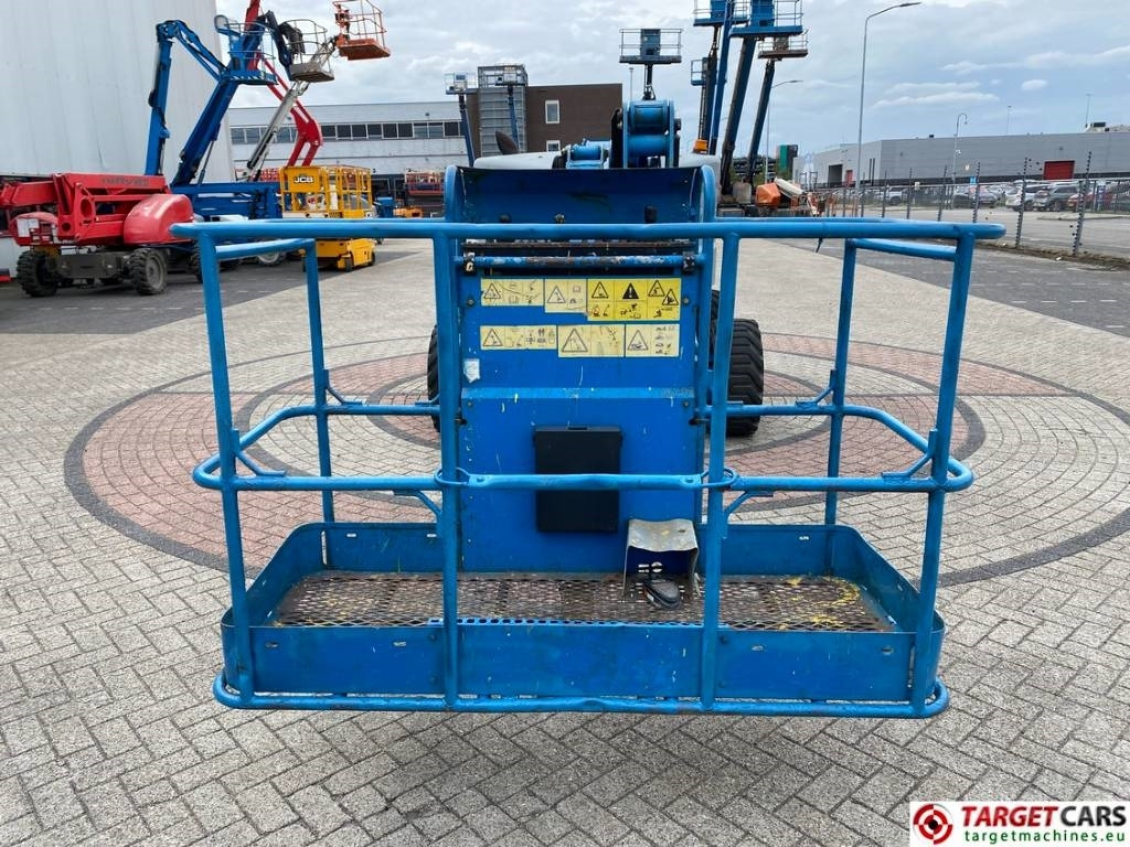 شاحنة ذراع مفصلي Genie Z-45/25J Articulated 4x4 Diesel Boom Work Lift 16M: صورة 8