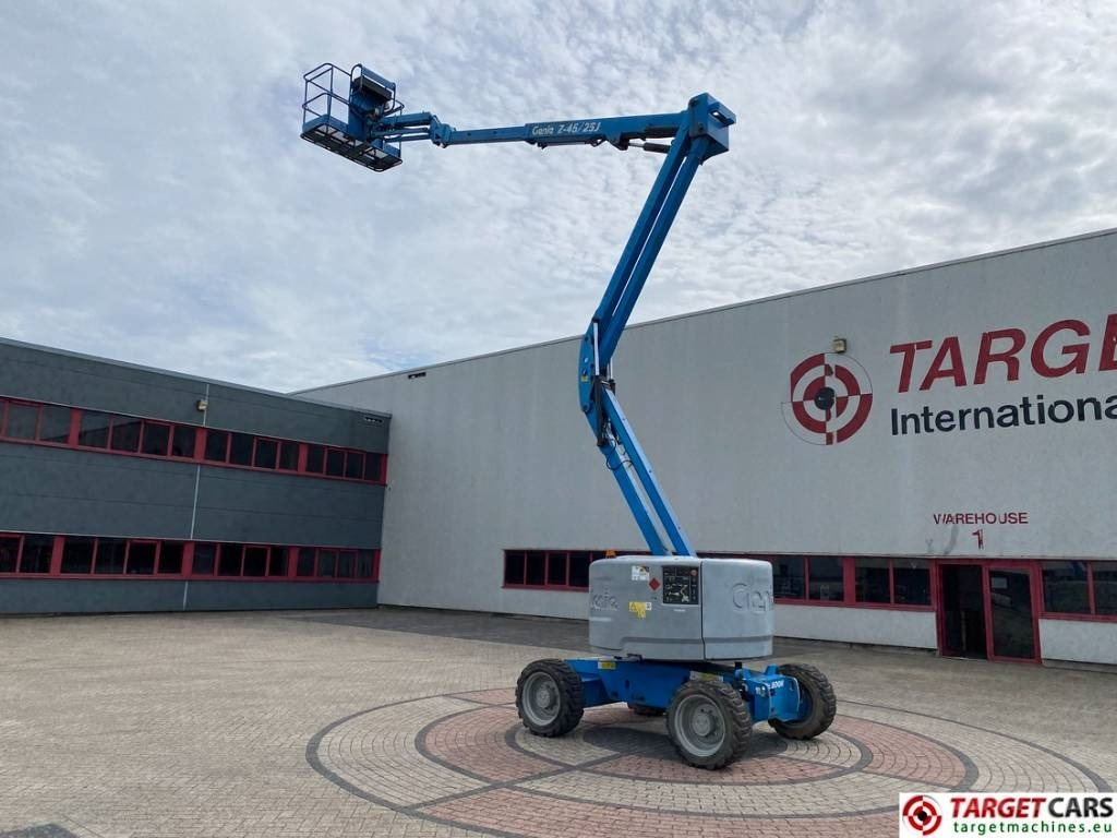 شاحنة ذراع مفصلي Genie Z-45/25J Articulated 4x4 Diesel Boom Work Lift 16M: صورة 20