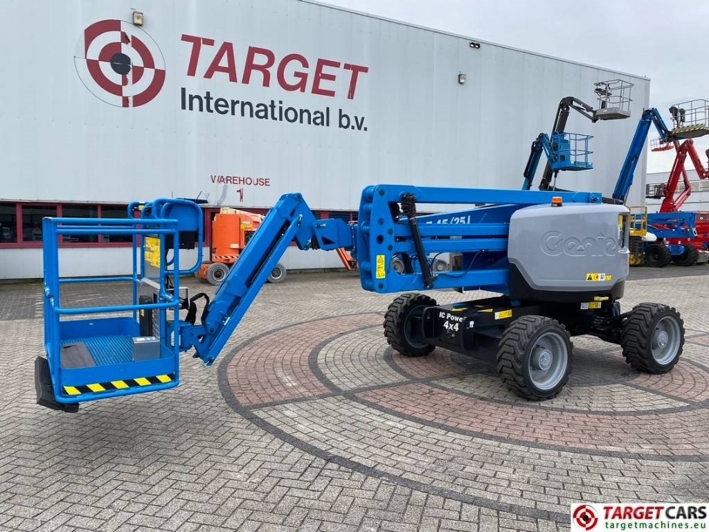 Genie Z-45/25J RT Diesel 4x4 Articulated Boom Lift 16M - شاحنة ذراع مفصلي: صورة 1 Genie Z-45/25J RT Diesel 4x4 Articulated Boom Lift 16M - شاحنة ذراع مفصلي: صورة 1