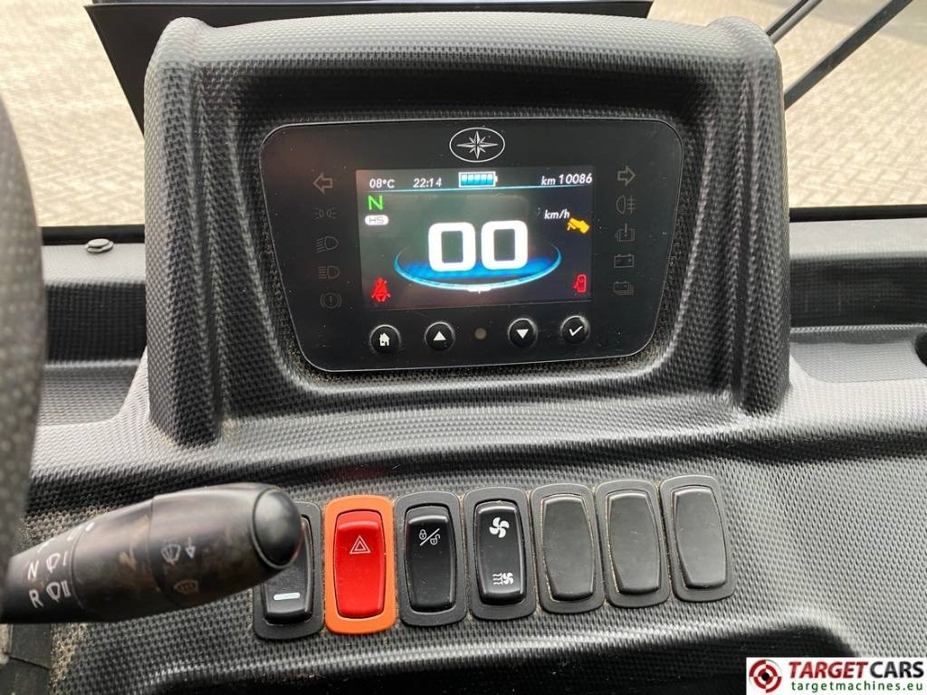 شاحنة مغلقة الصندوق, فان كهربائية Goupil G4 Electric UTV Closed Box Van: صورة 9