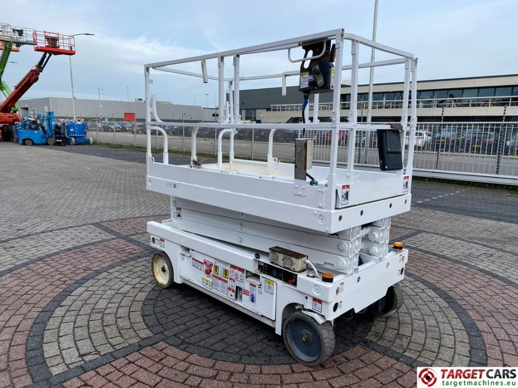 Haulotte Compact 10 Electric Scissor Work Lift 1015cm - رافعة هيدروليكية مقصية: صورة 2 Haulotte Compact 10 Electric Scissor Work Lift 1015cm - رافعة هيدروليكية مقصية: صورة 2