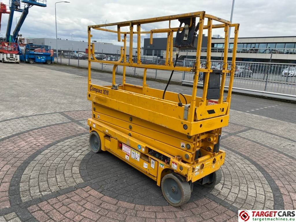 Haulotte Compact 10N Electric Scissor Work Lift 1000cm - رافعة هيدروليكية مقصية: صورة 2 Haulotte Compact 10N Electric Scissor Work Lift 1000cm - رافعة هيدروليكية مقصية: صورة 2