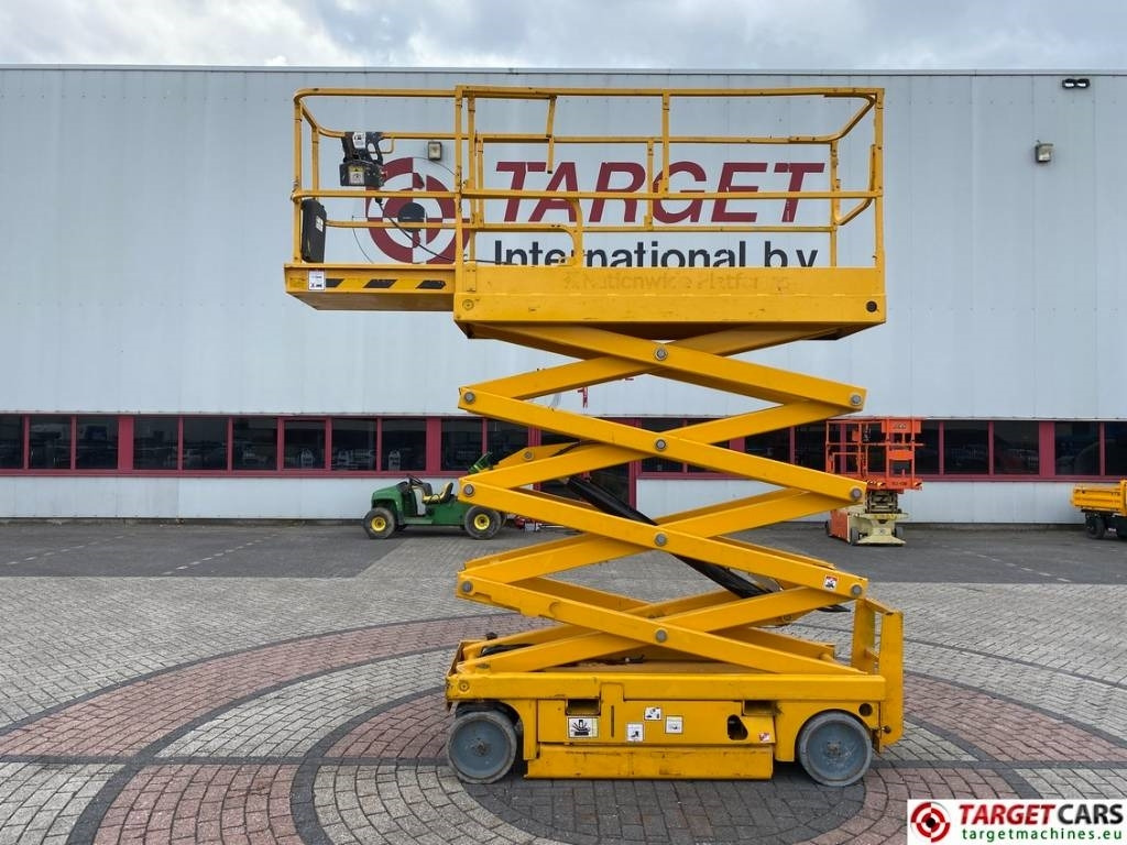 Haulotte Compact 10N Electric Scissor Work Lift 1000cm - رافعة هيدروليكية مقصية: صورة 5 Haulotte Compact 10N Electric Scissor Work Lift 1000cm - رافعة هيدروليكية مقصية: صورة 5