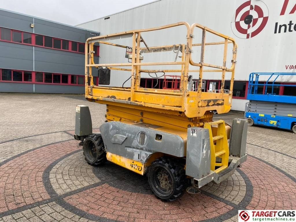 Haulotte Compact 12DX Diesel 4x4 Scissor Work Lift 1206cm - رافعة هيدروليكية مقصية: صورة 4 Haulotte Compact 12DX Diesel 4x4 Scissor Work Lift 1206cm - رافعة هيدروليكية مقصية: صورة 4