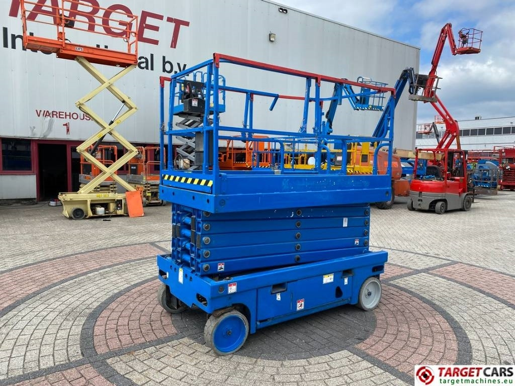 Haulotte Compact 14 Electric Scissor Work Lift 1385cm - رافعة هيدروليكية مقصية: صورة 1 Haulotte Compact 14 Electric Scissor Work Lift 1385cm - رافعة هيدروليكية مقصية: صورة 1
