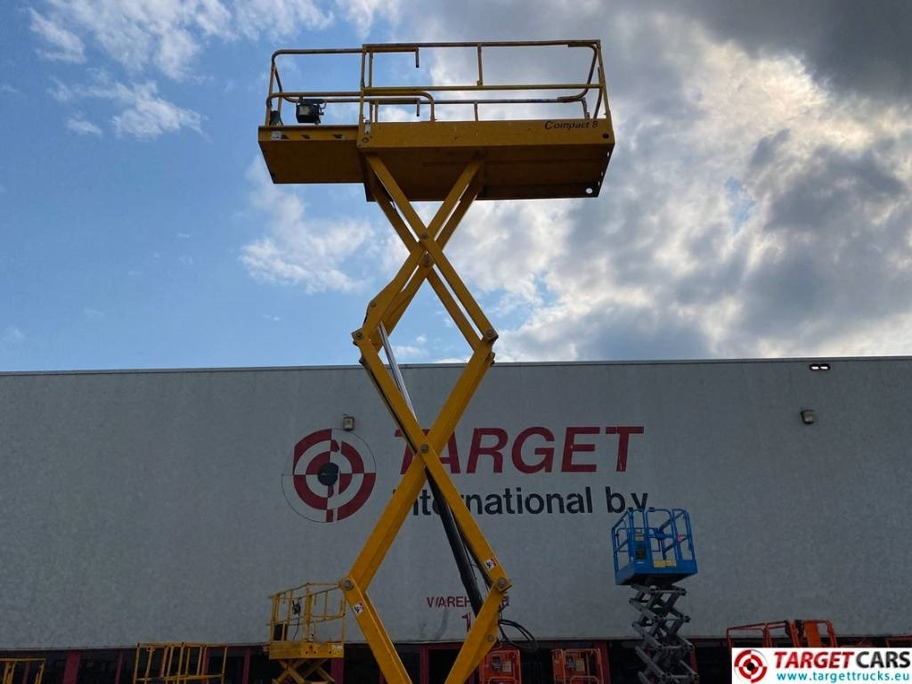 رافعة هيدروليكية مقصية Haulotte Compact 8 Electric Scissor Work Lift 818cm: صورة 20