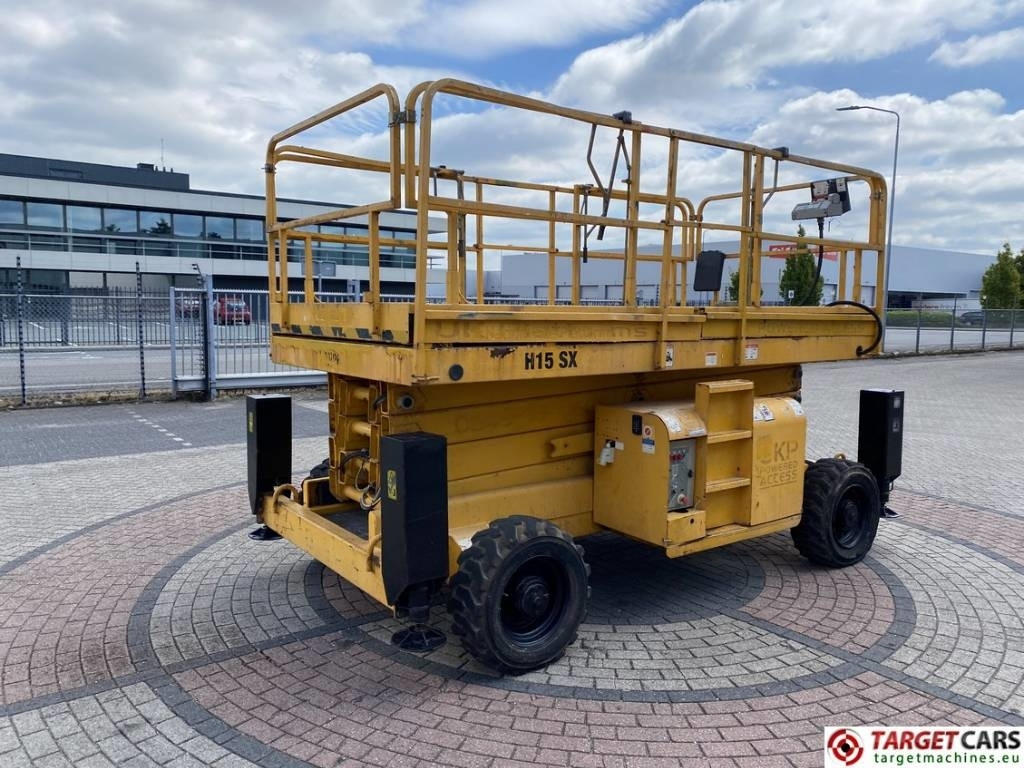 Haulotte H15SXNT Diesel H15SX 4x4 Scissor Work Lift 1500cm - رافعة هيدروليكية مقصية: صورة 3 Haulotte H15SXNT Diesel H15SX 4x4 Scissor Work Lift 1500cm - رافعة هيدروليكية مقصية: صورة 3