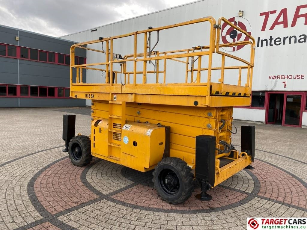 Haulotte H18SDX Diesel H18SX Scissor 4x4 Work Lift 1800cm - رافعة هيدروليكية مقصية: صورة 4 Haulotte H18SDX Diesel H18SX Scissor 4x4 Work Lift 1800cm - رافعة هيدروليكية مقصية: صورة 4