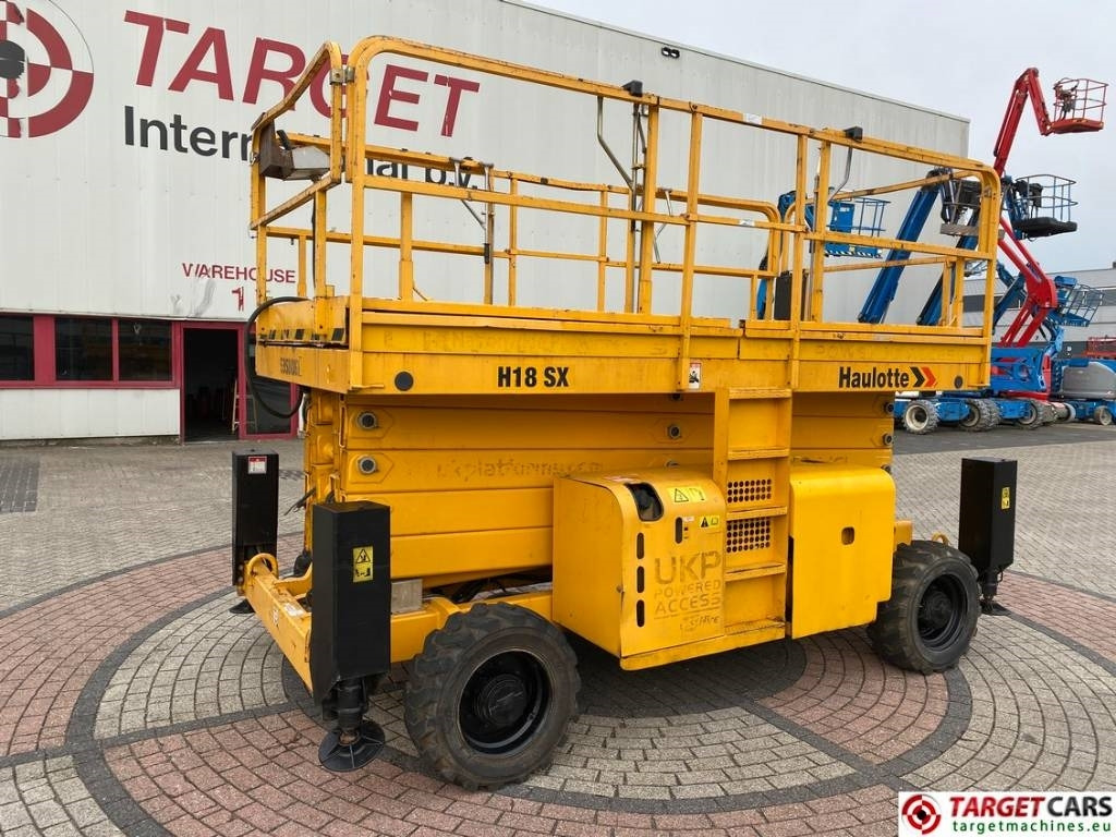 Haulotte H18SXNT Diesel H18SX 4x4 Scissor Work Lift 1800cm - رافعة هيدروليكية مقصية: صورة 1 Haulotte H18SXNT Diesel H18SX 4x4 Scissor Work Lift 1800cm - رافعة هيدروليكية مقصية: صورة 1