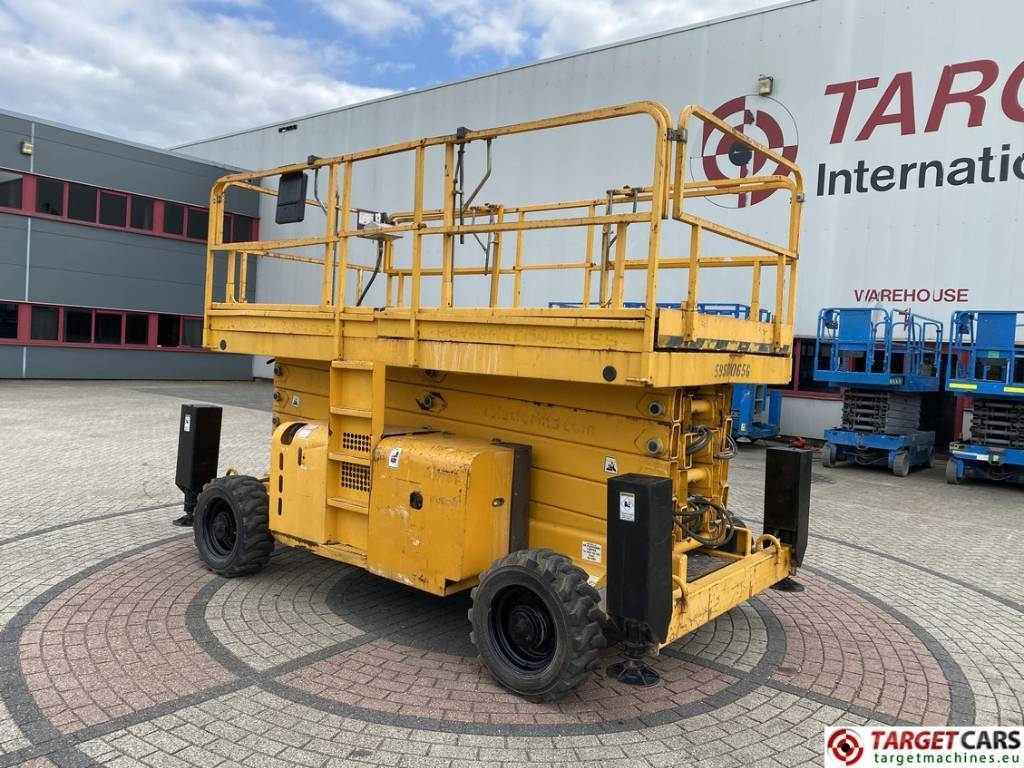 Haulotte H18SXNT Diesel H18SX 4x4 Scissor Work Lift 1800cm - رافعة هيدروليكية مقصية: صورة 4 Haulotte H18SXNT Diesel H18SX 4x4 Scissor Work Lift 1800cm - رافعة هيدروليكية مقصية: صورة 4