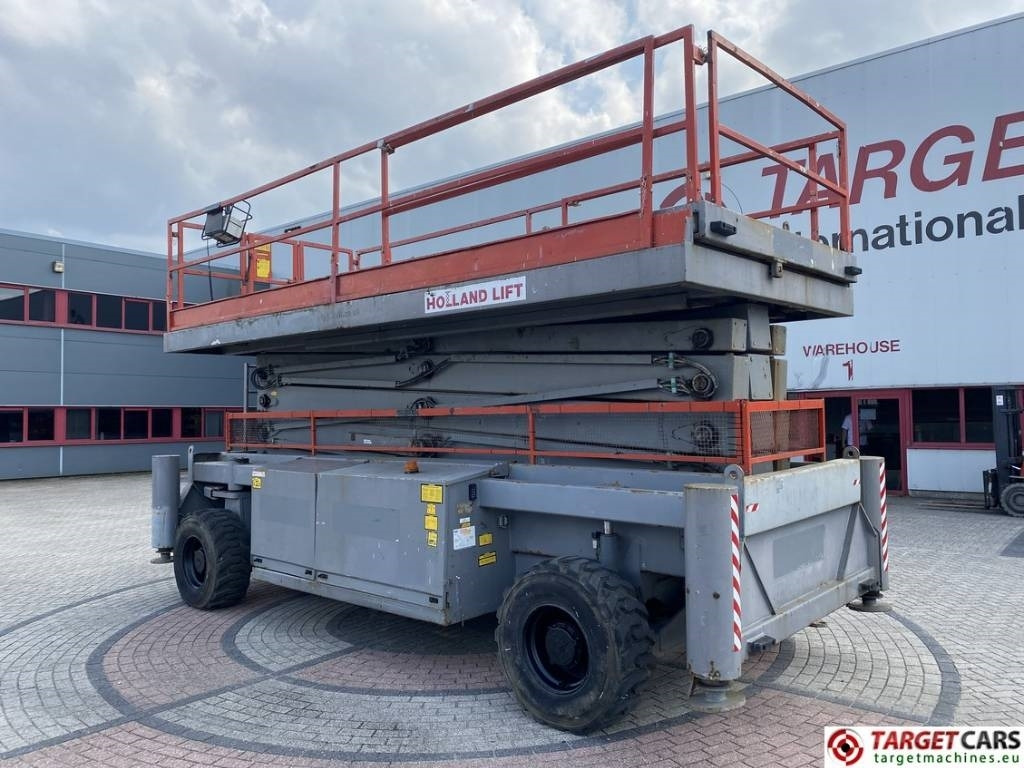 Holland Lift Combistar M-250DL27 diesel scissor worklift 27.20M - رافعة هيدروليكية مقصية: صورة 4 Holland Lift Combistar M-250DL27 diesel scissor worklift 27.20M - رافعة هيدروليكية مقصية: صورة 4