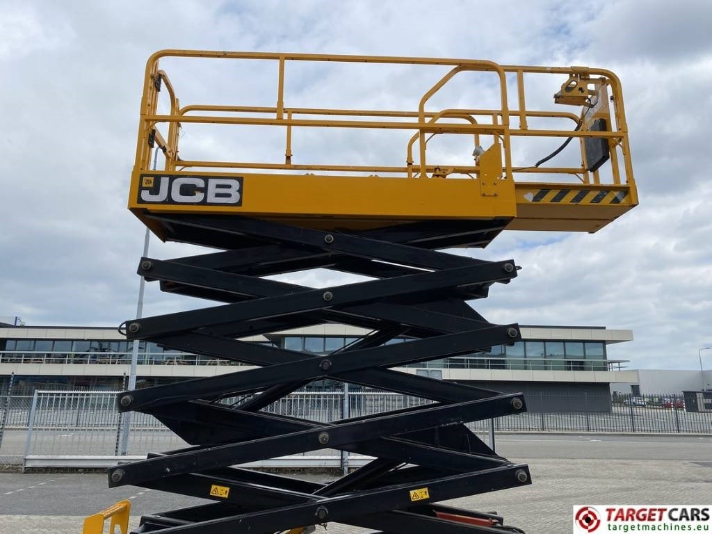 رافعة هيدروليكية مقصية JCB S4550E Electric Scissor Work Lift 1580cm: صورة 30