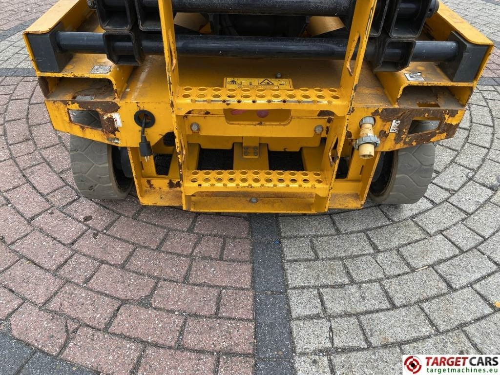 رافعة هيدروليكية مقصية JCB S4550E Electric Scissor Work Lift 1580cm: صورة 16