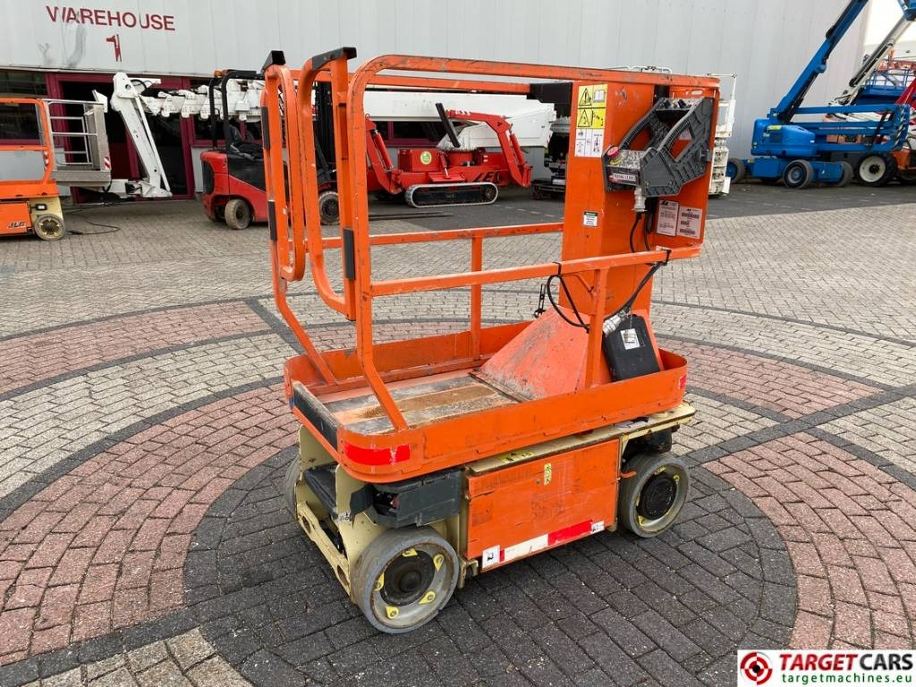 JLG 1230ES Electric Vertical Mast Work Lift 566cm - الرأسي رفع الصاري: صورة 1 JLG 1230ES Electric Vertical Mast Work Lift 566cm - الرأسي رفع الصاري: صورة 1