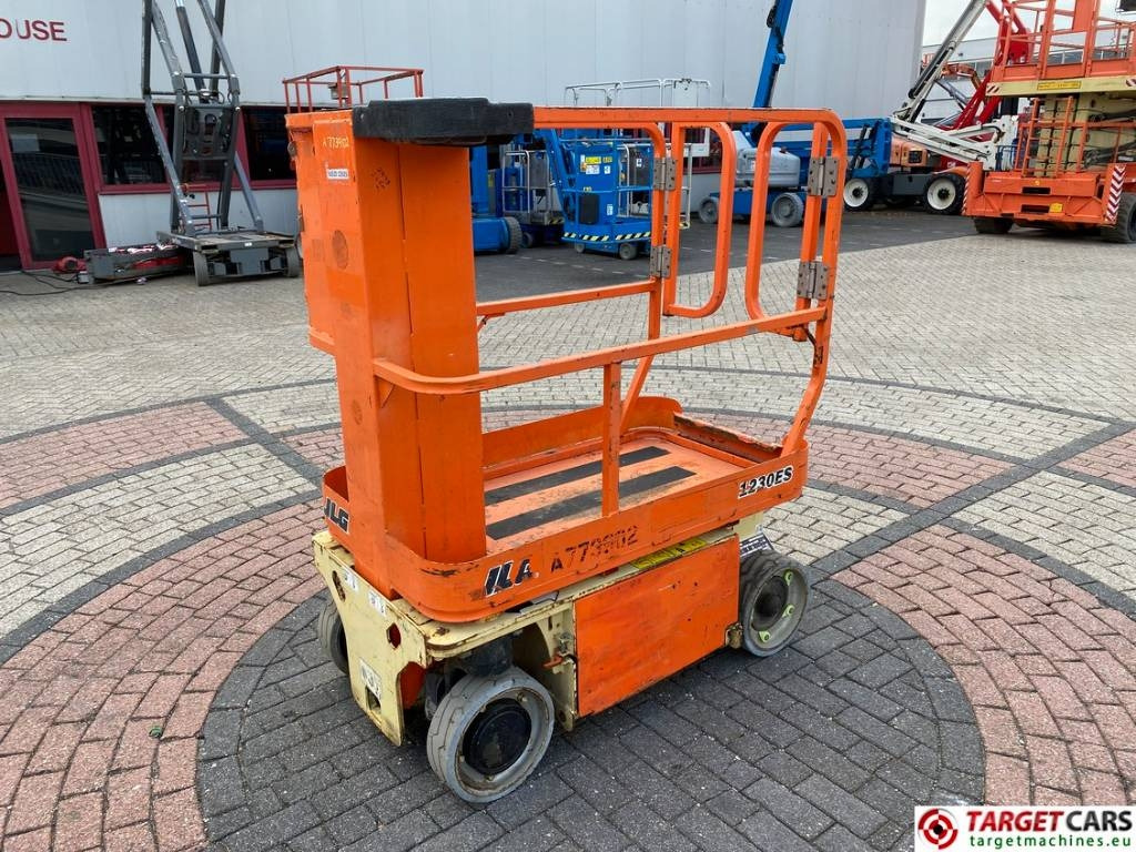 JLG 1230ES Electric Vertical Mast Work Lift 566cm  - الرأسي رفع الصاري: صورة 1 JLG 1230ES Electric Vertical Mast Work Lift 566cm  - الرأسي رفع الصاري: صورة 1