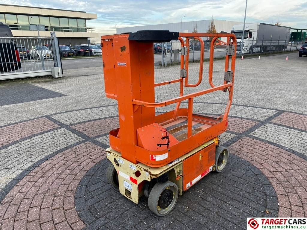 JLG 1230ES Electric Vertical Mast Work Lift 566cm - الرأسي رفع الصاري: صورة 3 JLG 1230ES Electric Vertical Mast Work Lift 566cm - الرأسي رفع الصاري: صورة 3