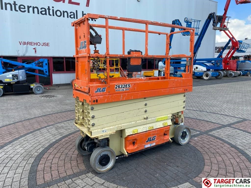 JLG 2632ES Electric Scissor Work Lift 977cm - رافعة هيدروليكية مقصية: صورة 1 JLG 2632ES Electric Scissor Work Lift 977cm - رافعة هيدروليكية مقصية: صورة 1