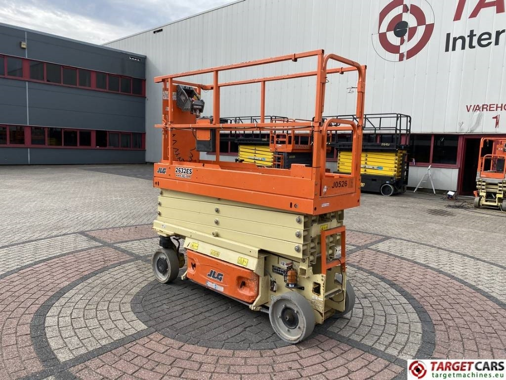 JLG 2632ES Electric Scissor Work Lift 977cm - رافعة هيدروليكية مقصية: صورة 4 JLG 2632ES Electric Scissor Work Lift 977cm - رافعة هيدروليكية مقصية: صورة 4
