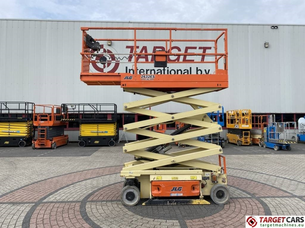 JLG 2632ES Electric Scissor Work Lift 977cm - رافعة هيدروليكية مقصية: صورة 5 JLG 2632ES Electric Scissor Work Lift 977cm - رافعة هيدروليكية مقصية: صورة 5