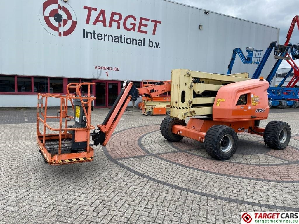 JLG 450AJ Articulated 4x4 Diesel Boom Work Lift 1572cm - شاحنة ذراع مفصلي: صورة 1 JLG 450AJ Articulated 4x4 Diesel Boom Work Lift 1572cm - شاحنة ذراع مفصلي: صورة 1