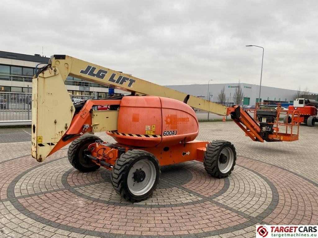 JLG 600AJ Articulated 4x4 Diesel Boom Work Lift 2047cm - شاحنة ذراع مفصلي: صورة 3 JLG 600AJ Articulated 4x4 Diesel Boom Work Lift 2047cm - شاحنة ذراع مفصلي: صورة 3
