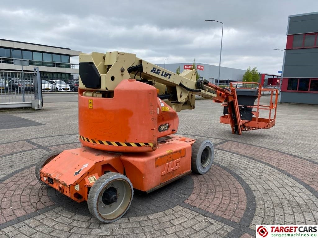 JLG E400AJPN Jib Plus Articulated Boom Lift 1419cm - شاحنة ذراع مفصلي: صورة 3 JLG E400AJPN Jib Plus Articulated Boom Lift 1419cm - شاحنة ذراع مفصلي: صورة 3