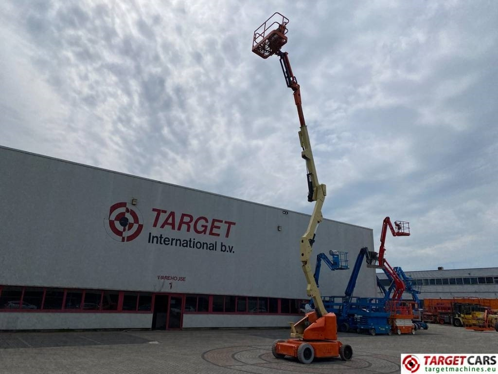 JLG E400AJPN Jib Plus Articulated Boom Lift 1419cm - شاحنة ذراع مفصلي: صورة 5 JLG E400AJPN Jib Plus Articulated Boom Lift 1419cm - شاحنة ذراع مفصلي: صورة 5