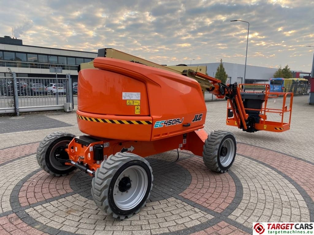 JLG EC450AJ Lithium-Ion Articulated Boom Lift 1572cm - شاحنة ذراع مفصلي: صورة 3 JLG EC450AJ Lithium-Ion Articulated Boom Lift 1572cm - شاحنة ذراع مفصلي: صورة 3