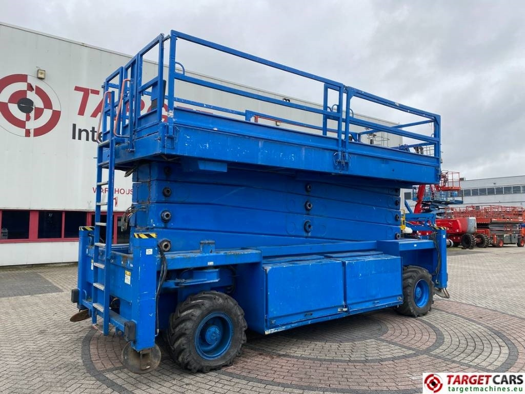 JLG Liftlux 260-25 Diesel 4x4 Scissor Work Lift 2800cm - رافعة هيدروليكية مقصية: صورة 1 JLG Liftlux 260-25 Diesel 4x4 Scissor Work Lift 2800cm - رافعة هيدروليكية مقصية: صورة 1